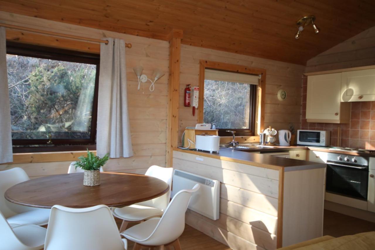 Hartland Hideaway Lodge Woolfardisworthy  Dış mekan fotoğraf