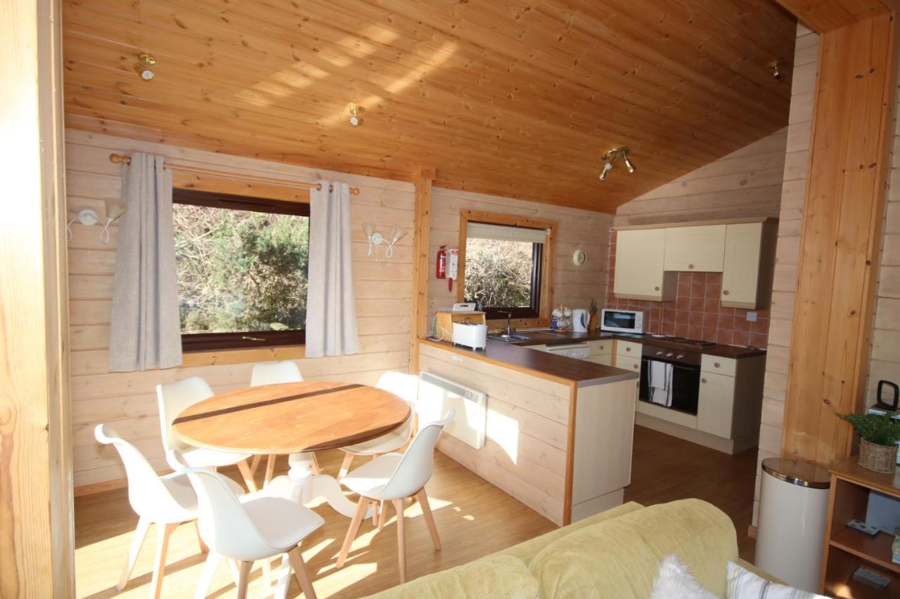 Hartland Hideaway Lodge Woolfardisworthy  Dış mekan fotoğraf